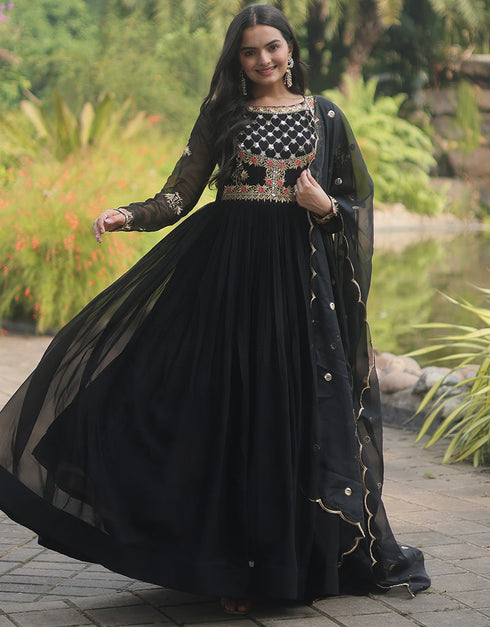 faux georgette trendy designer party wear readymade gown gown with designer jari,sequance embroidery work and purple dupatta 13563-acy3413 Close-up View